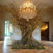 4-noel-au-chateau-decors-arbre-illumine-jour.jpg