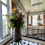 4-bouquetscage-escalier-grandes-heures-senteurs.jpg